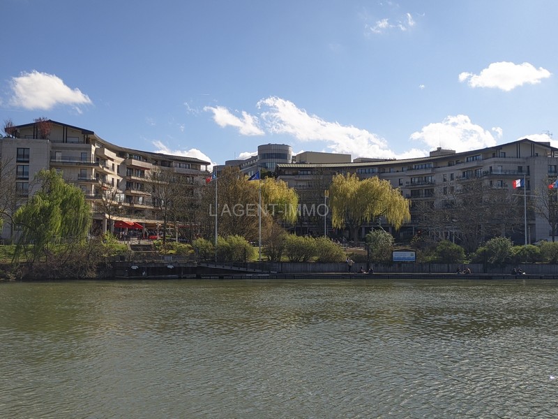 Rueil-Malmaison, berges de la Seine par beau temps, mars 2026